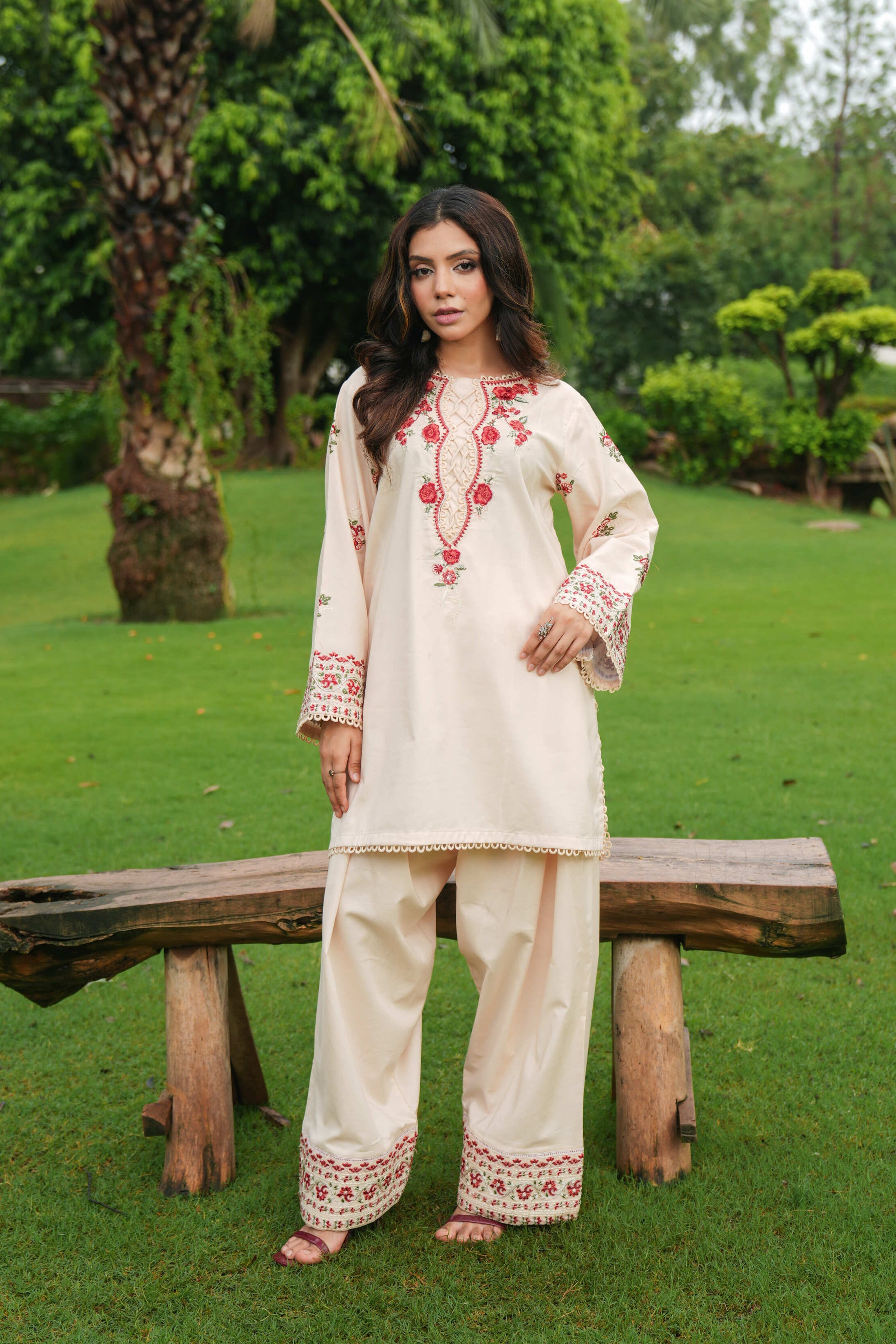 ROSE IVORY